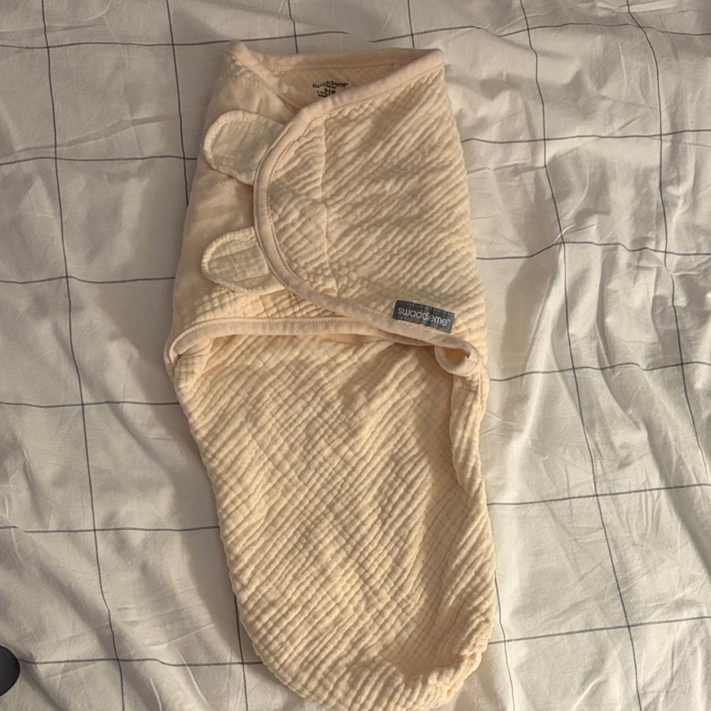 SwaddleMe original Muslim swaddle 0-3